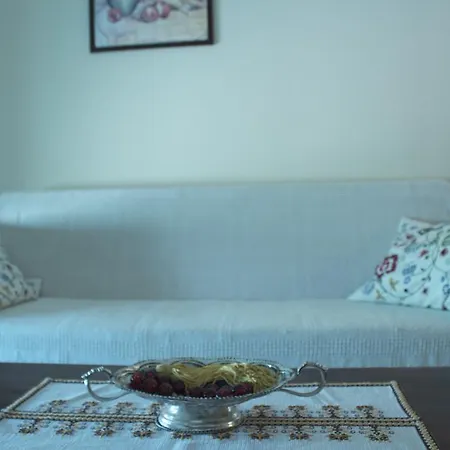 Karya Traditional